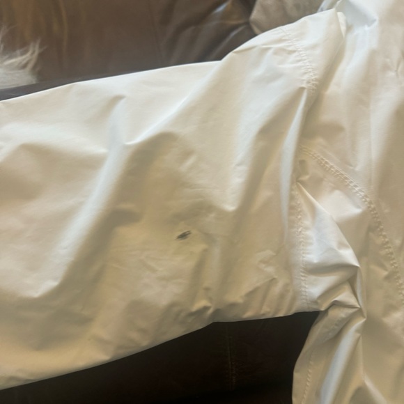 North Face Hyvent Waterproof Jacket - Picture 9 of 10